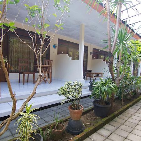 Pondok Nuri Homestay Sanur  Exterior photo