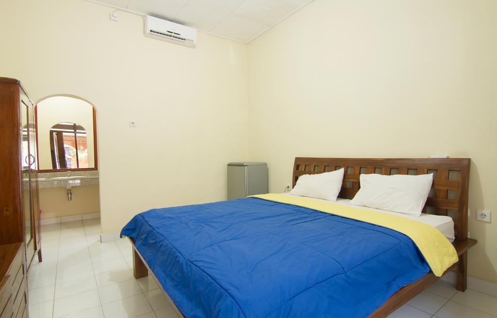 Pondok Nuri Homestay Sanur  Exterior photo