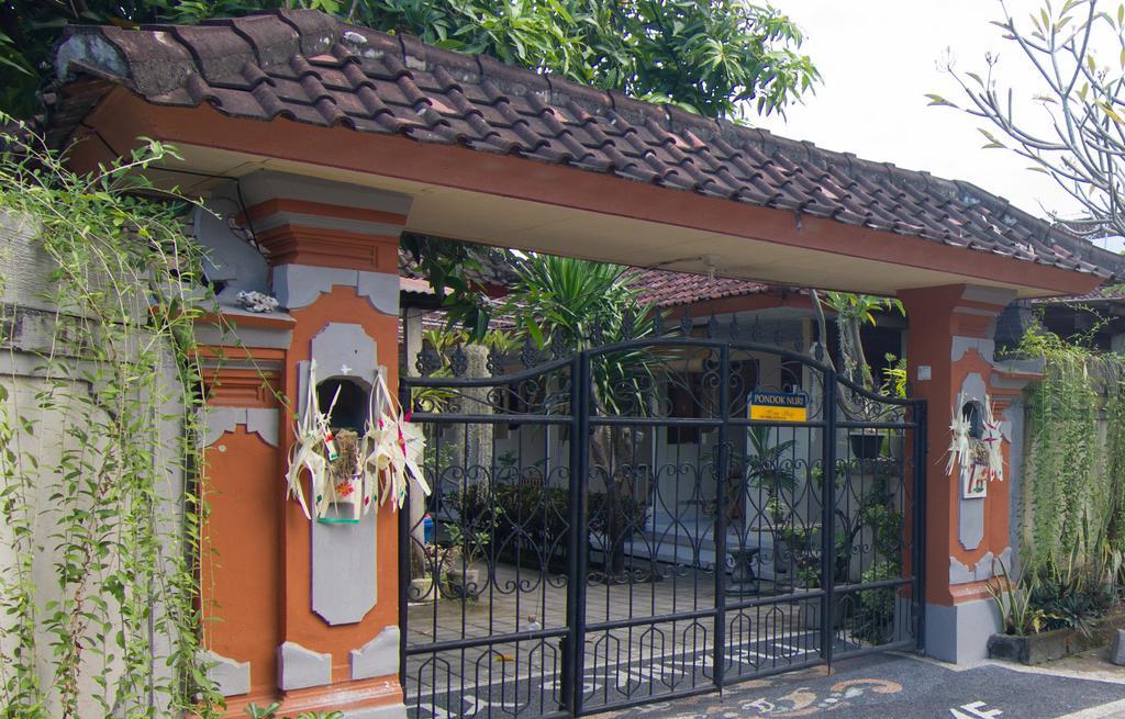 Pondok Nuri Homestay Sanur  Exterior photo