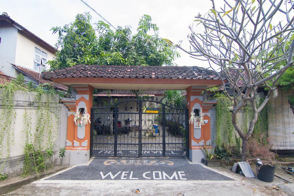 Pondok Nuri Homestay Sanur  Exterior photo